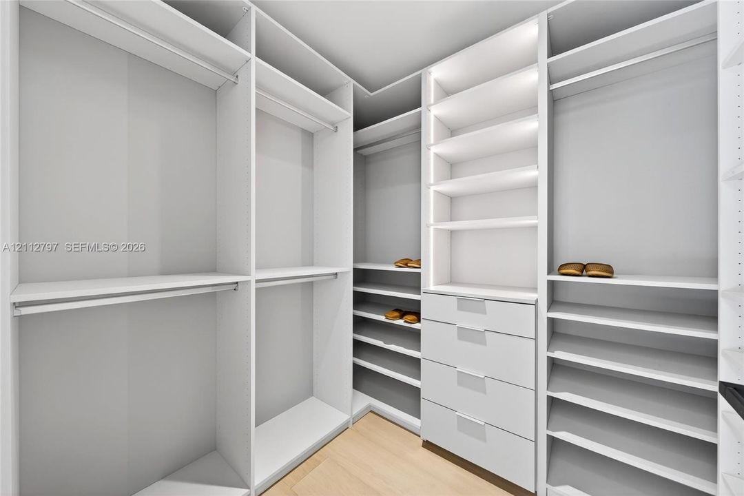 En Venta: $5,195,000 (4 camas, 4 baños, 3793 Pies cuadrados)