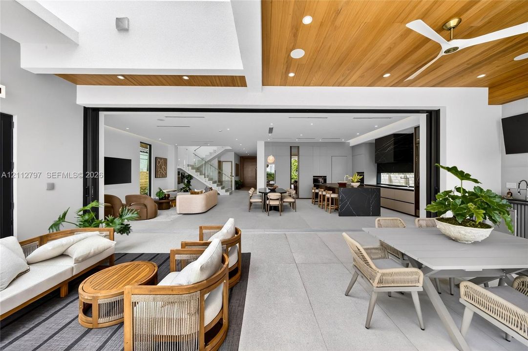 En Venta: $5,195,000 (4 camas, 4 baños, 3793 Pies cuadrados)