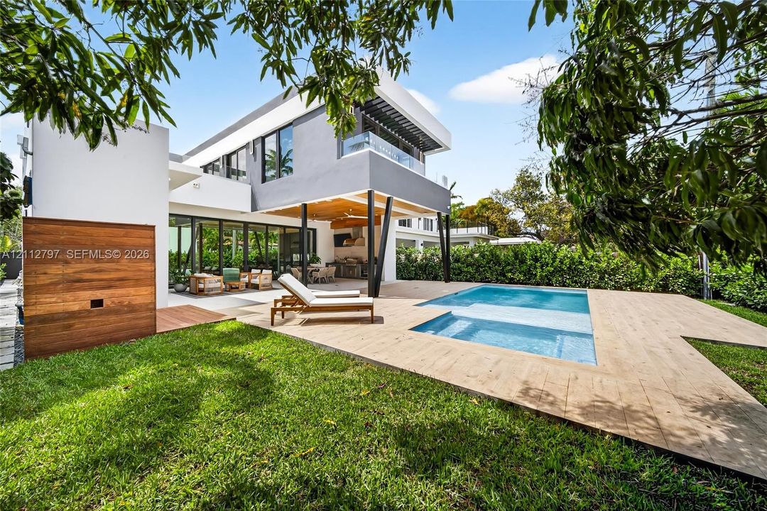 En Venta: $5,195,000 (4 camas, 4 baños, 3793 Pies cuadrados)