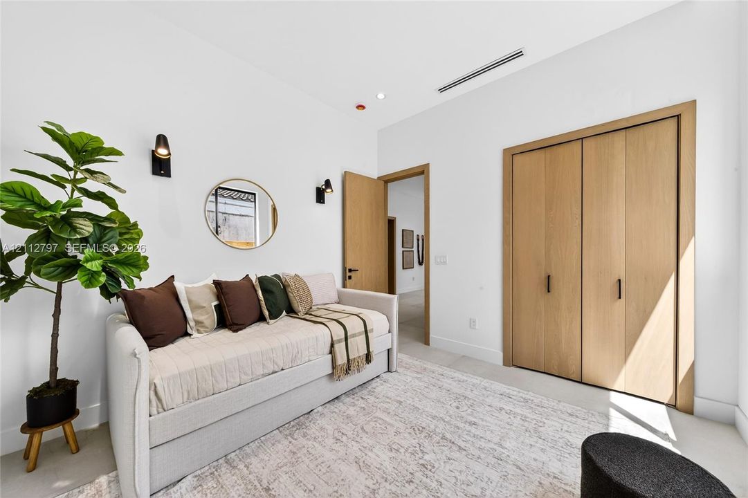 En Venta: $5,195,000 (4 camas, 4 baños, 3793 Pies cuadrados)