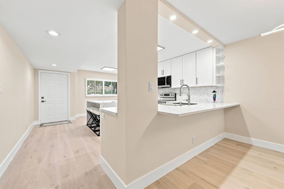 14-013_F8_15456 Pembridge Dr apt g111