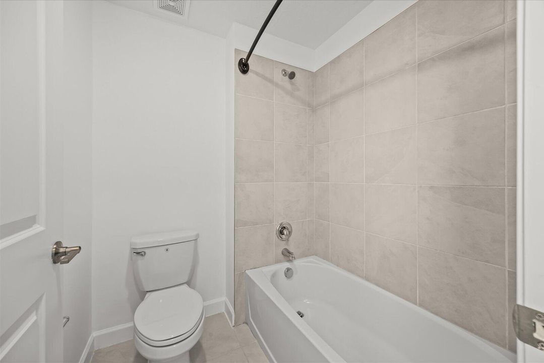 Bathroom 3 UL