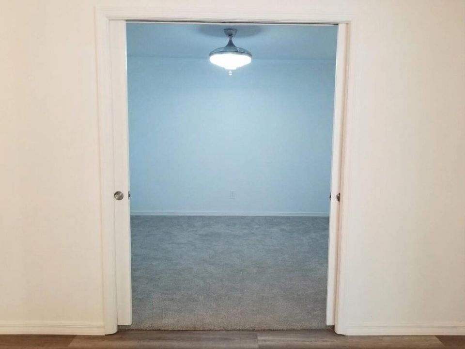 Den