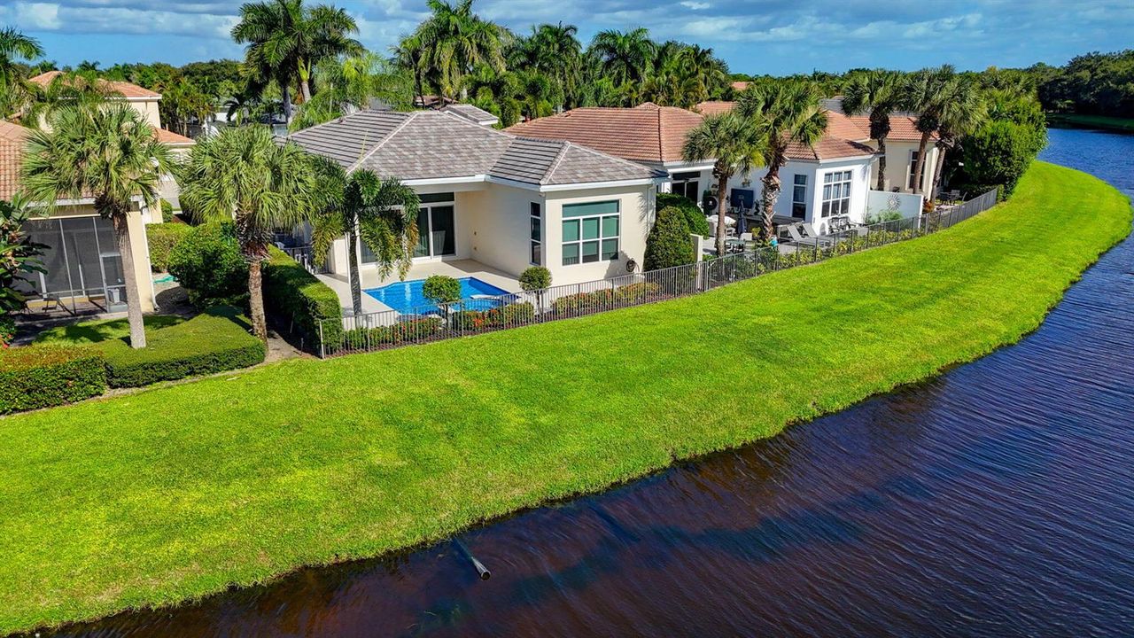 83-web-or-mls-DJI_20261020224515_0883_D-