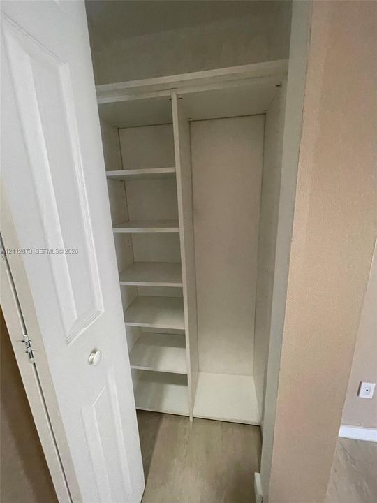 В аренду: $2,600 (2 спален, 1 ванн, 994 Квадратных фут)