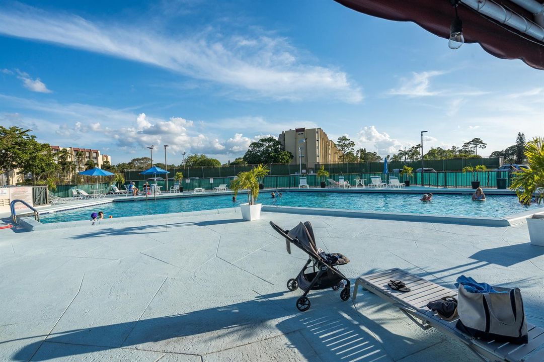 Community pool
