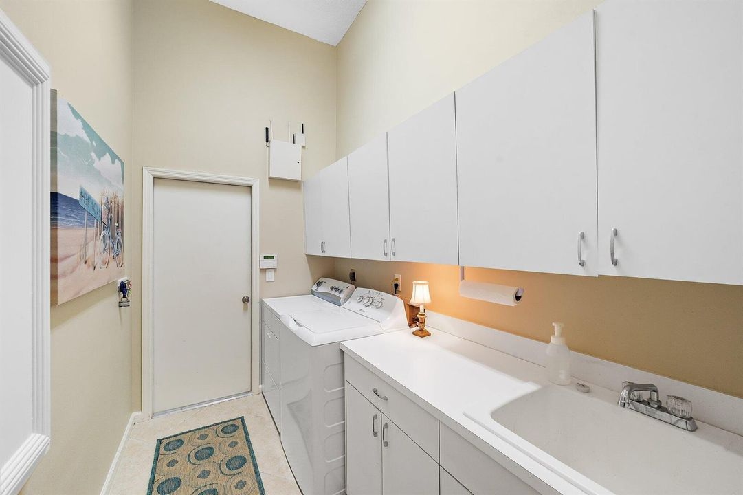037-140ThorntonDr-PalmBeachGardens-FL-SM