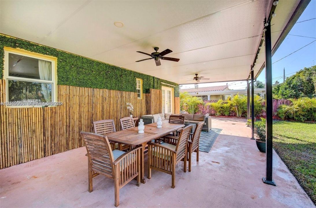 For Rent: $4,900 (4 beds, 2 baths, 1831 Square Feet)