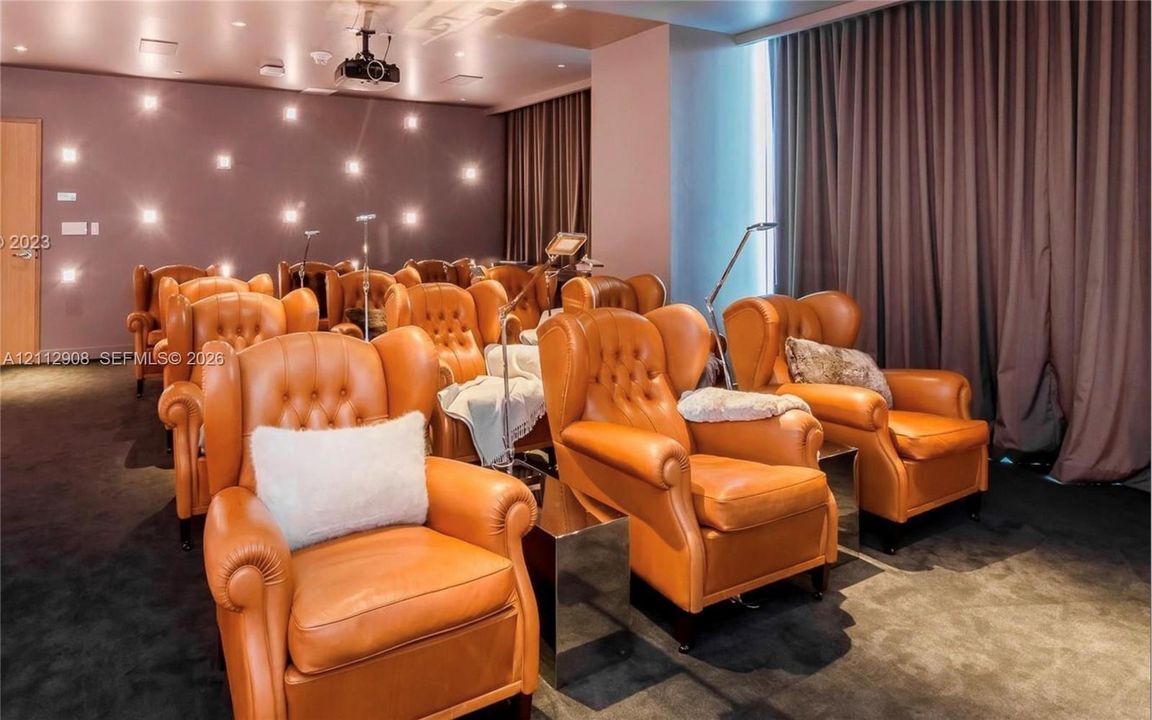 На продажу: $990,000 (3 спален, 2 ванн, 1154 Квадратных фут)