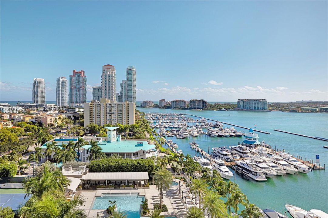 For Sale: $2,600,000 (2 beds, 2 baths, 1425 Square Feet)