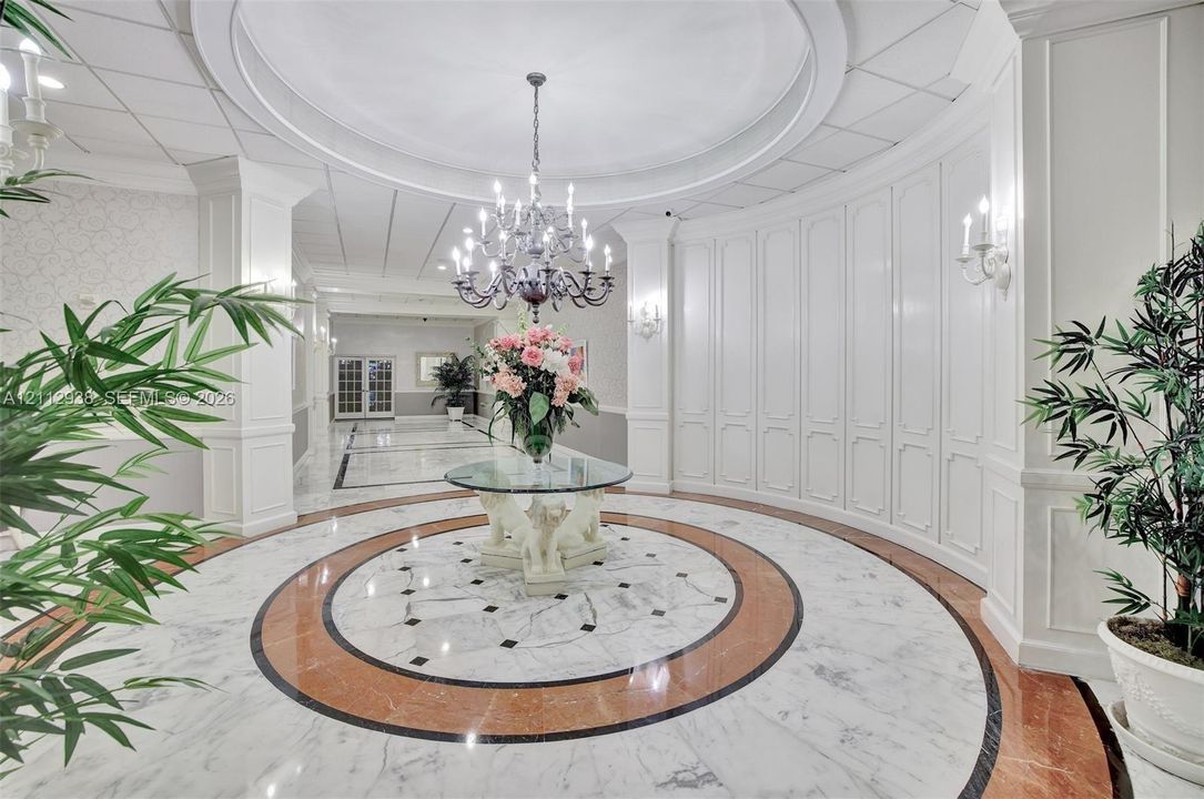For Sale: $415,000 (2 beds, 2 baths, 1291 Square Feet)