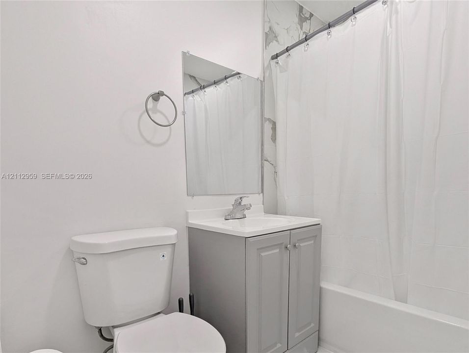 For Rent: $3,400 (3 beds, 2 baths, 1273 Square Feet)