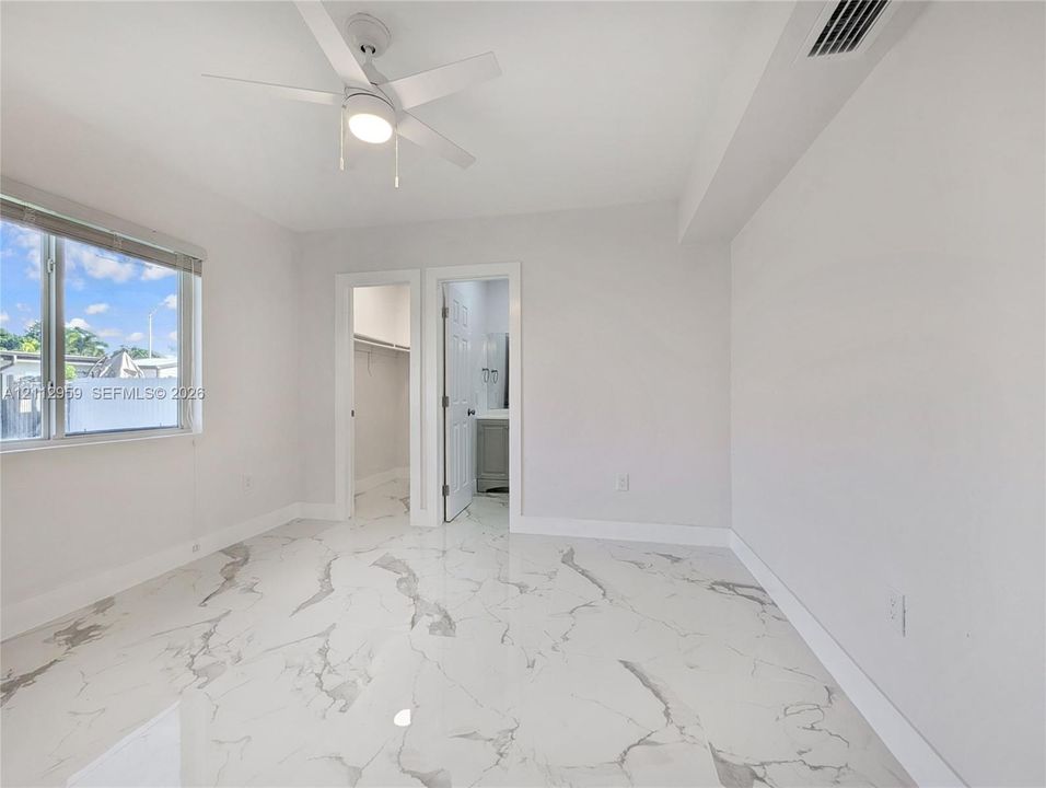 For Rent: $3,400 (3 beds, 2 baths, 1273 Square Feet)