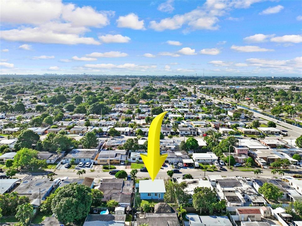 For Rent: $3,400 (3 beds, 2 baths, 1273 Square Feet)