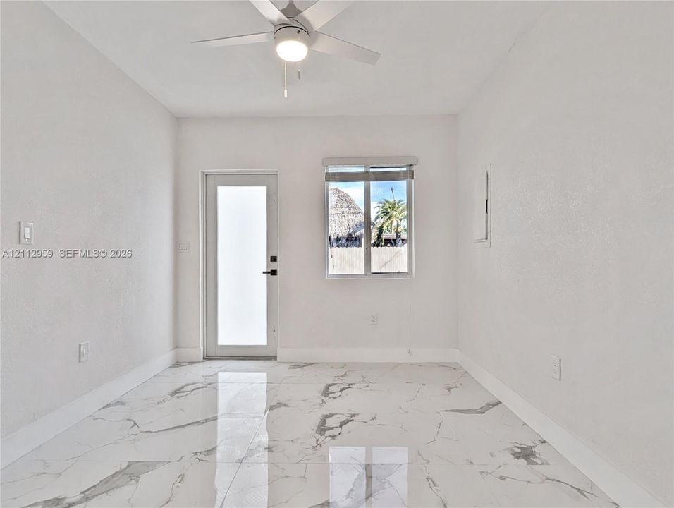 For Rent: $3,400 (3 beds, 2 baths, 1273 Square Feet)