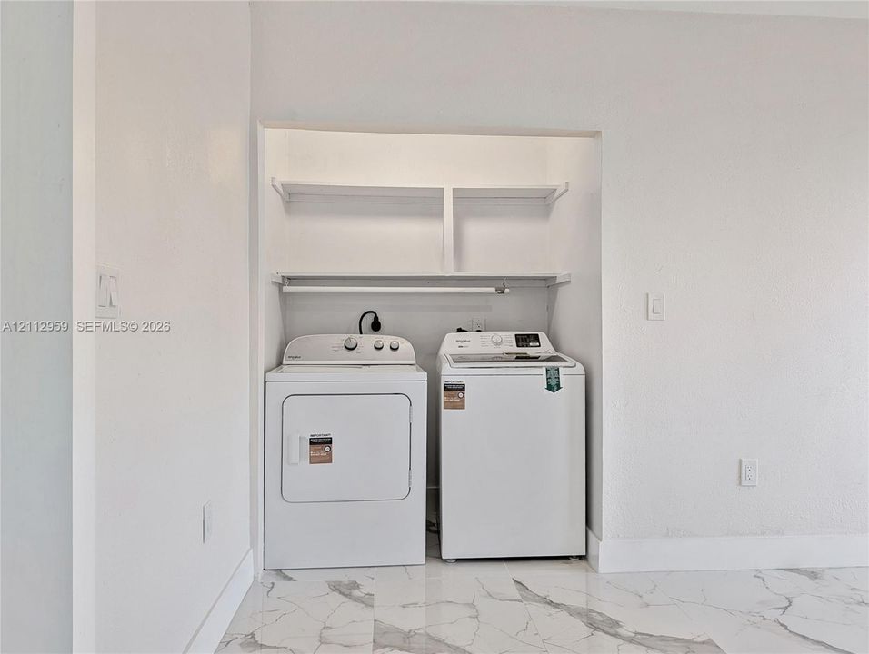 For Rent: $3,400 (3 beds, 2 baths, 1273 Square Feet)