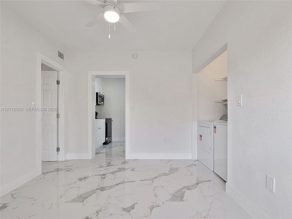For Rent: $3,400 (3 beds, 2 baths, 1273 Square Feet)