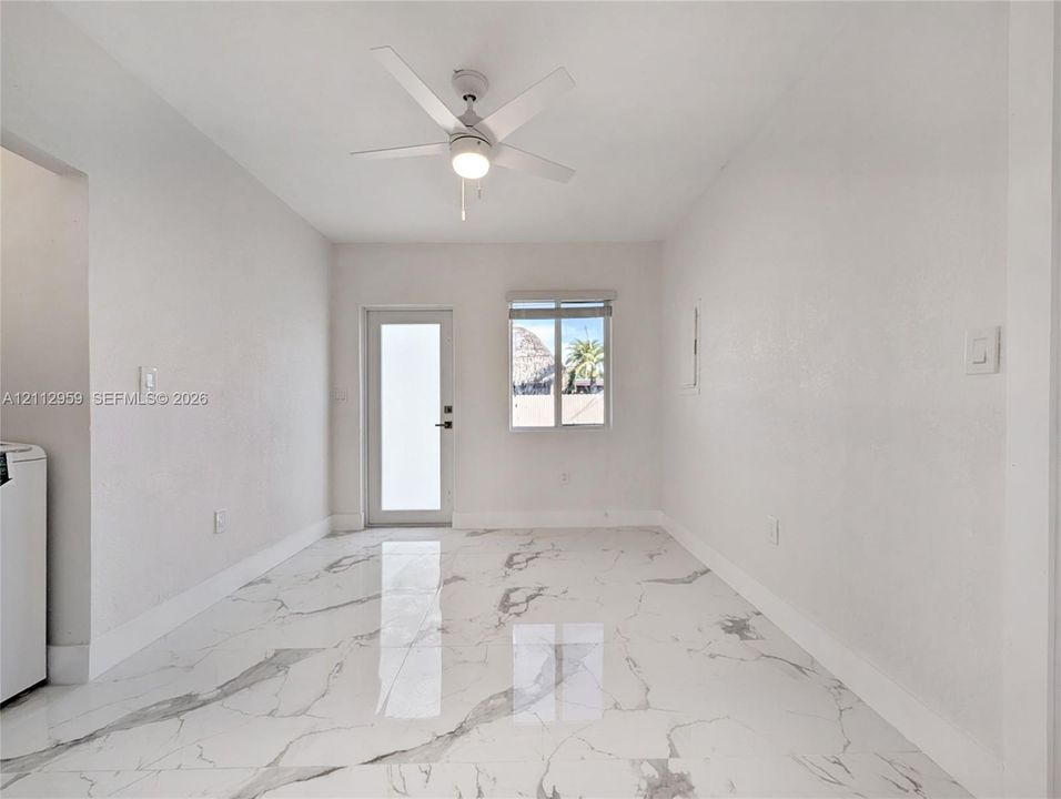 For Rent: $3,400 (3 beds, 2 baths, 1273 Square Feet)
