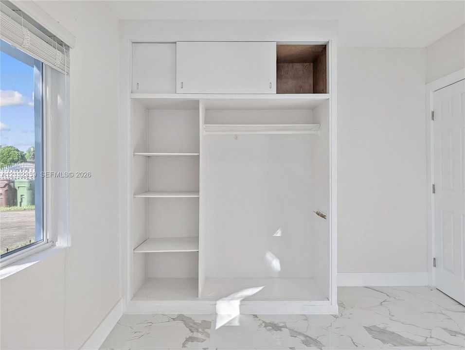 For Rent: $3,400 (3 beds, 2 baths, 1273 Square Feet)