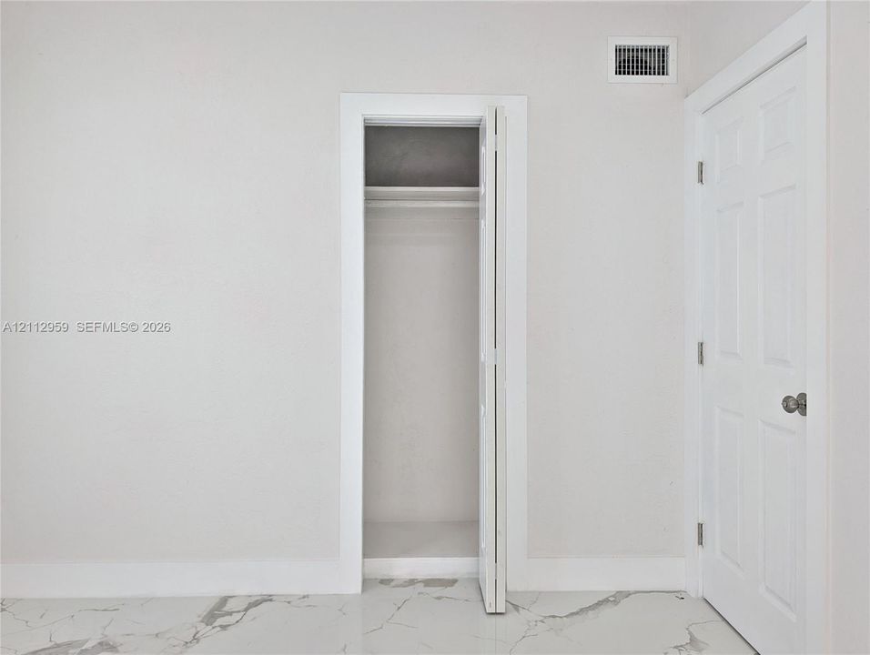For Rent: $3,400 (3 beds, 2 baths, 1273 Square Feet)