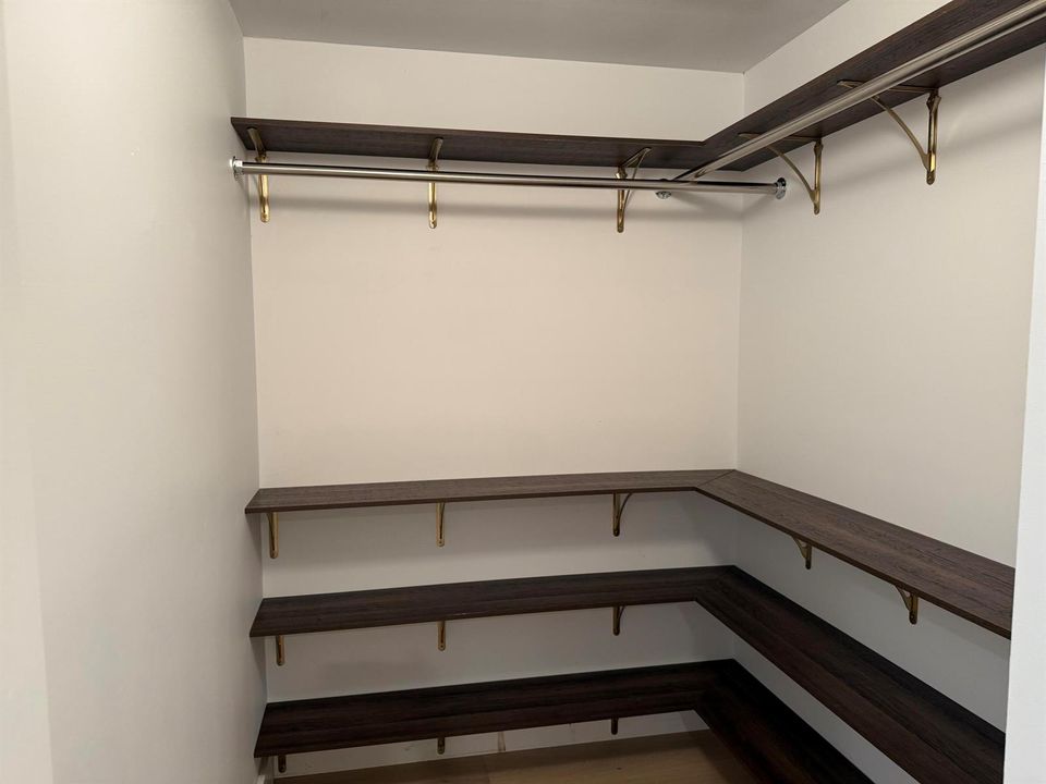 closet2