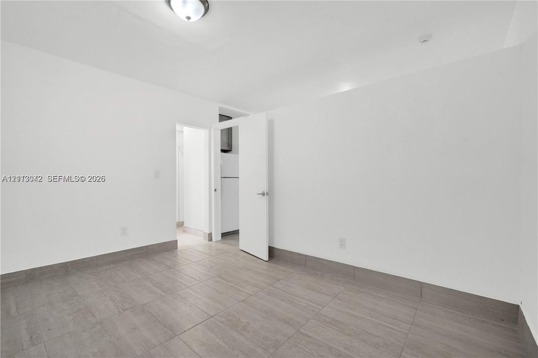 В аренду: $1,400 (1 спален, 1 ванн, 0 Квадратных фут)