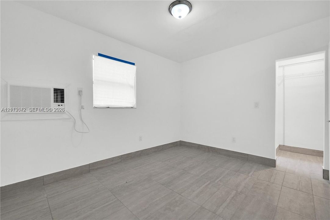 В аренду: $1,400 (1 спален, 1 ванн, 0 Квадратных фут)