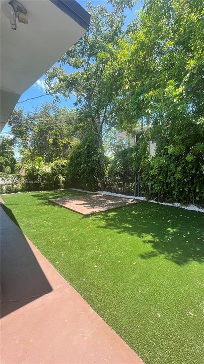 En Renta: $2,200 (2 camas, 1 baños, 650 Pies cuadrados)