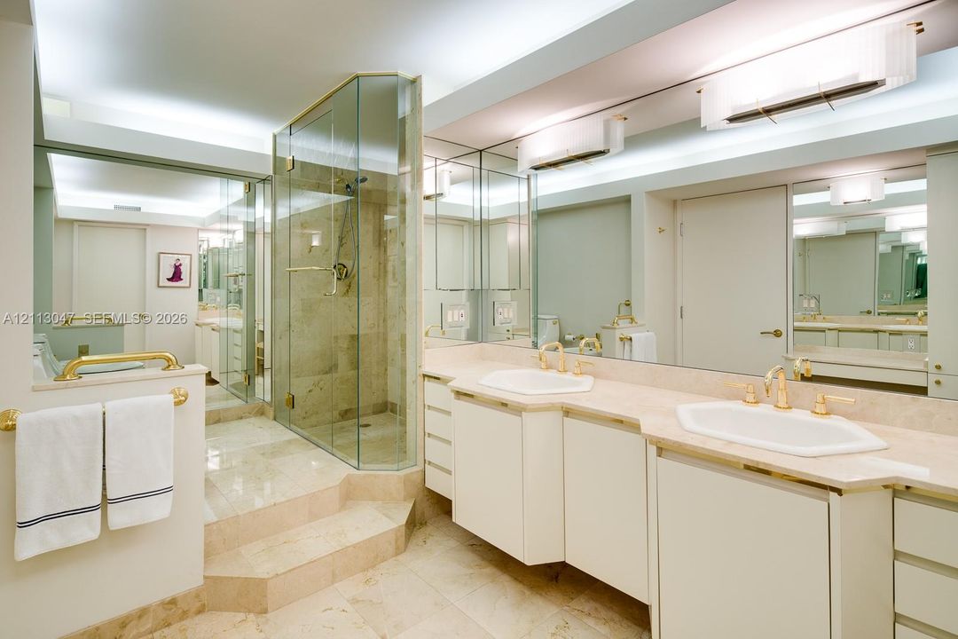 For Rent: $12,000 (2 beds, 2 baths, 1587 Square Feet)