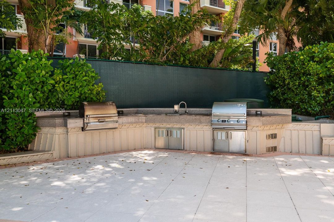 For Rent: $12,000 (2 beds, 2 baths, 1587 Square Feet)