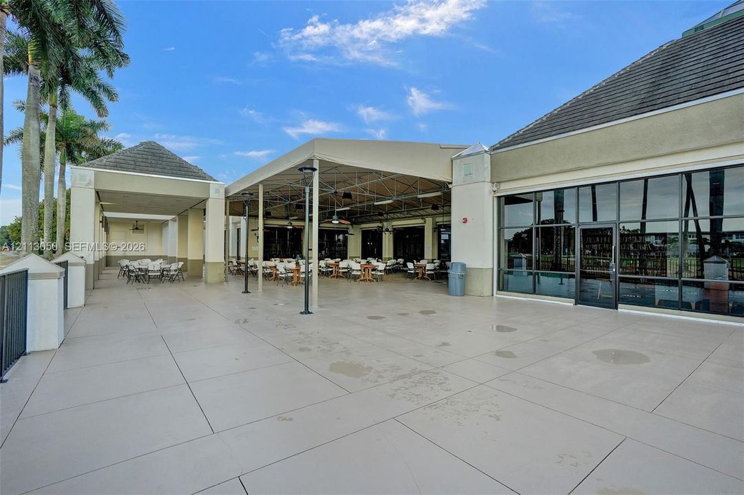 En Venta: $179,900 (2 camas, 2 baños, 1156 Pies cuadrados)