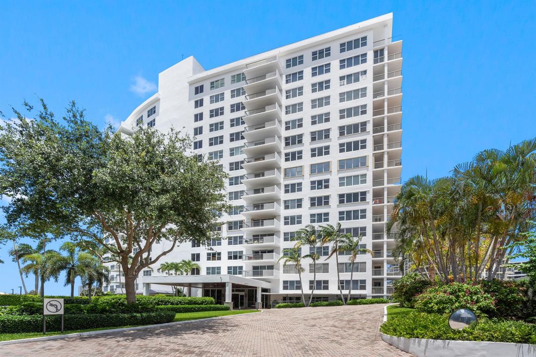 001-875EastCaminoReal-11-BocaRaton-FL-33