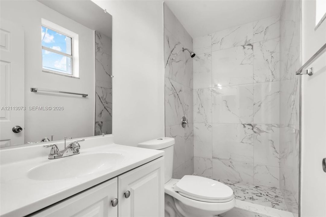 В аренду: $3,400 (3 спален, 2 ванн, 1640 Квадратных фут)