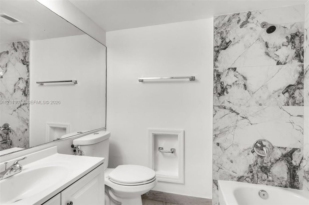 В аренду: $3,400 (3 спален, 2 ванн, 1640 Квадратных фут)