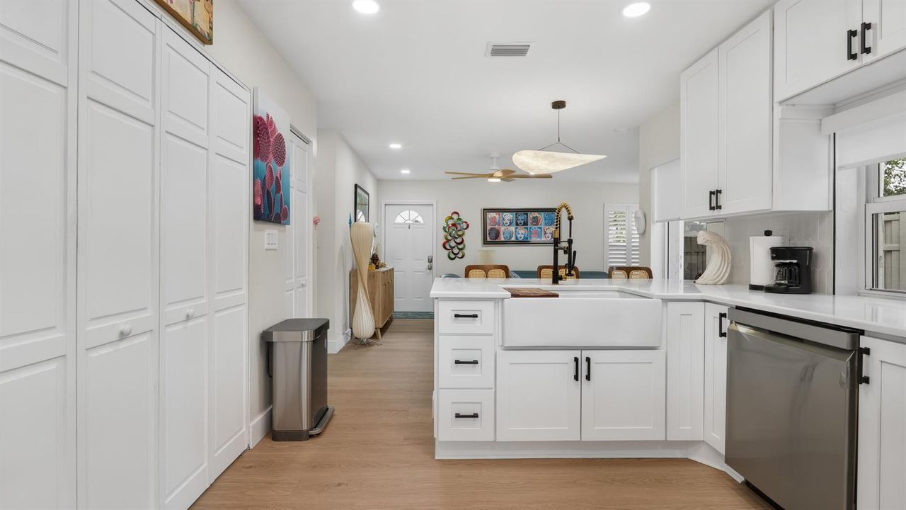 16-kitchen-wide-DSC03894