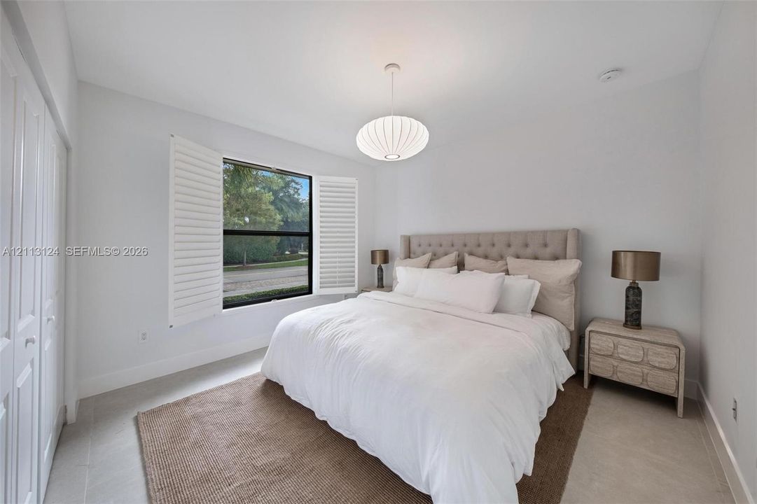 For Sale: $1,595,000 (4 beds, 2 baths, 2358 Square Feet)