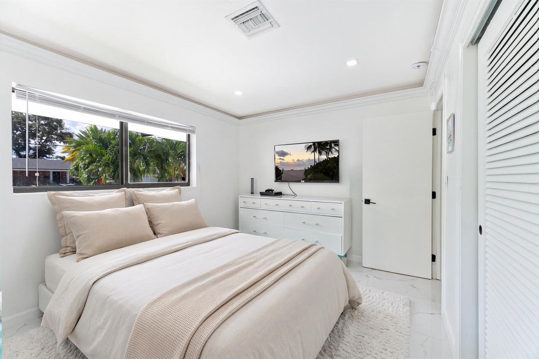 20261021 - 721 SE 5th Ct-35
