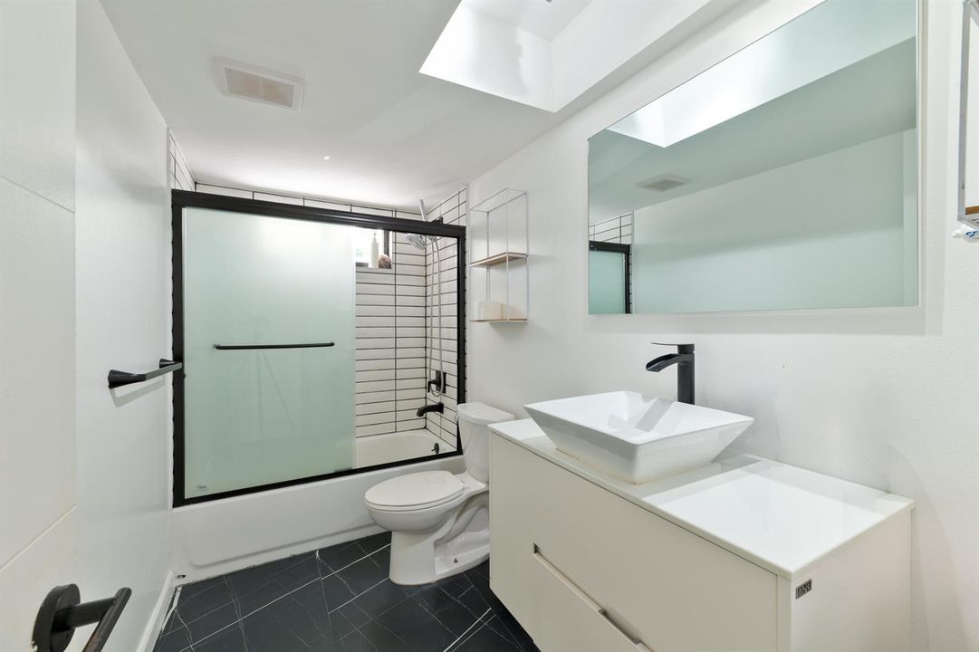 20261021 - 721 SE 5th Ct-31