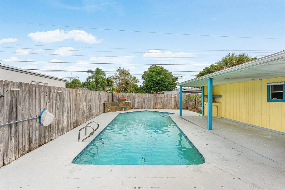 Pool