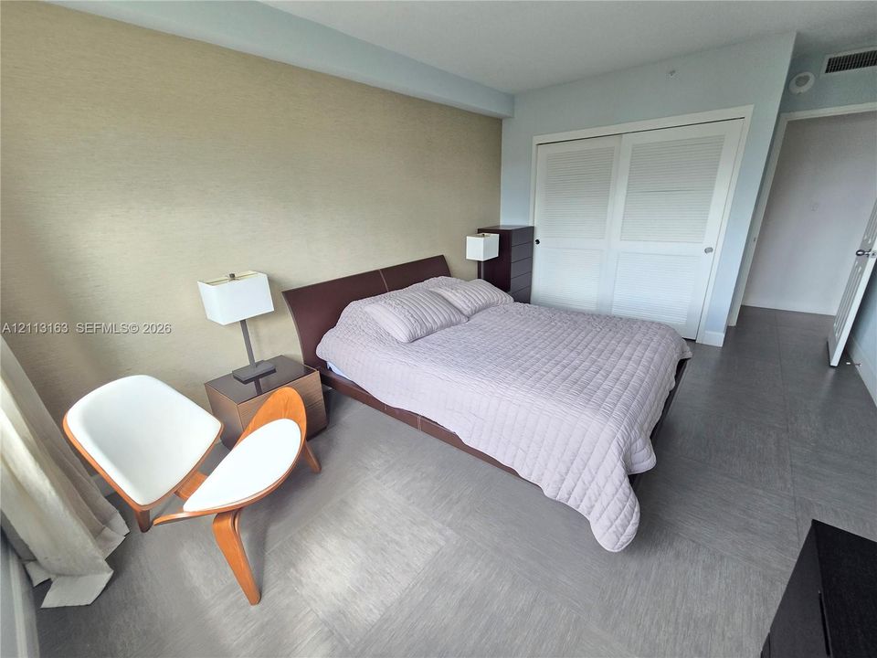 For Rent: $4,200 (2 beds, 2 baths, 1088 Square Feet)
