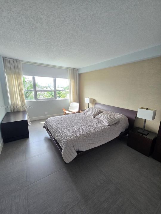 For Rent: $4,200 (2 beds, 2 baths, 1088 Square Feet)