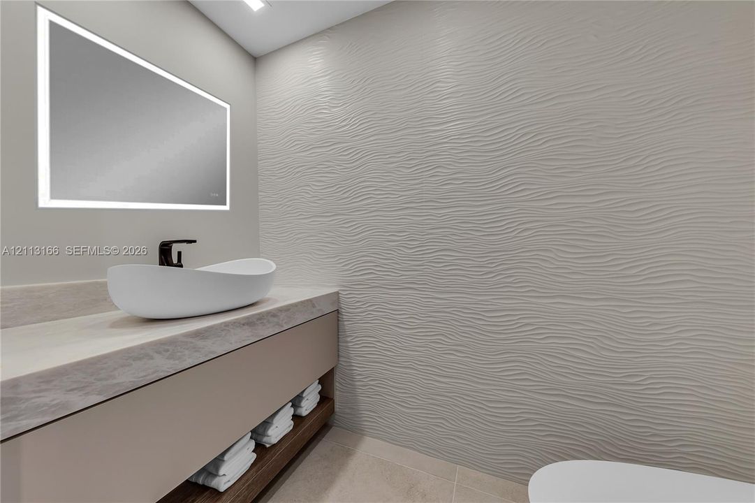 POWDER ROOM