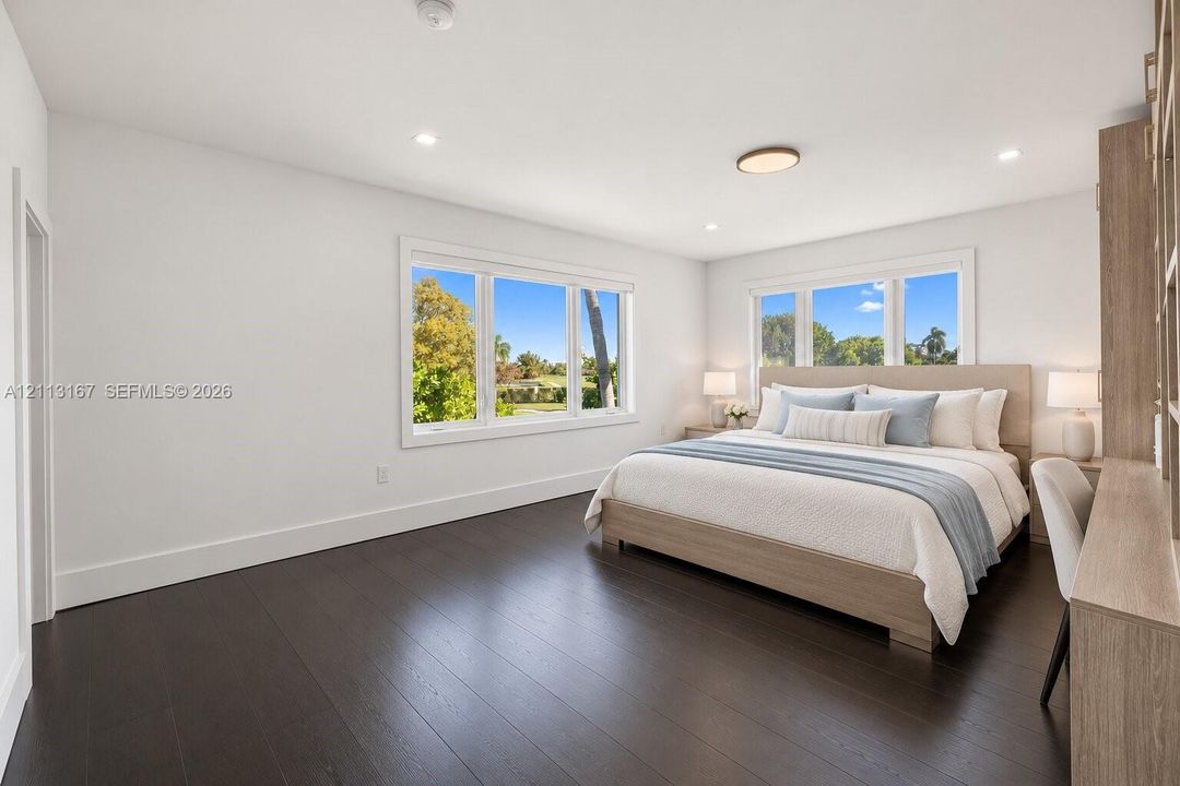 For Sale: $7,499,000 (6 beds, 4 baths, 4464 Square Feet)