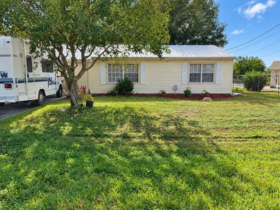 09_Front_Exterior_AI_Edited