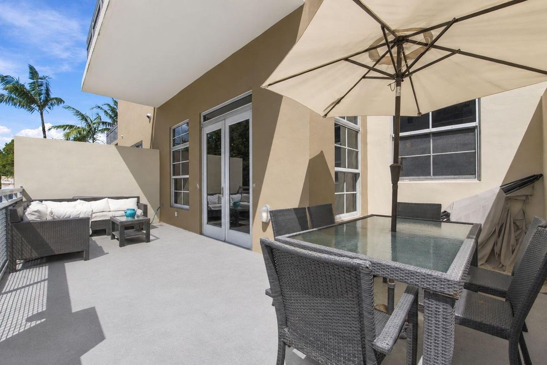 25-web-or-mls-434-nw-1st-ave-203