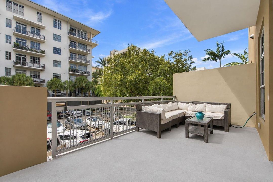 26-web-or-mls-434-nw-1st-ave-203