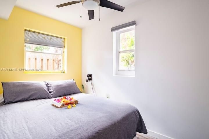 В аренду: $1,950 (1 спален, 1 ванн, 0 Квадратных фут)