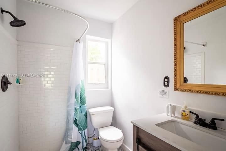 В аренду: $1,950 (1 спален, 1 ванн, 0 Квадратных фут)