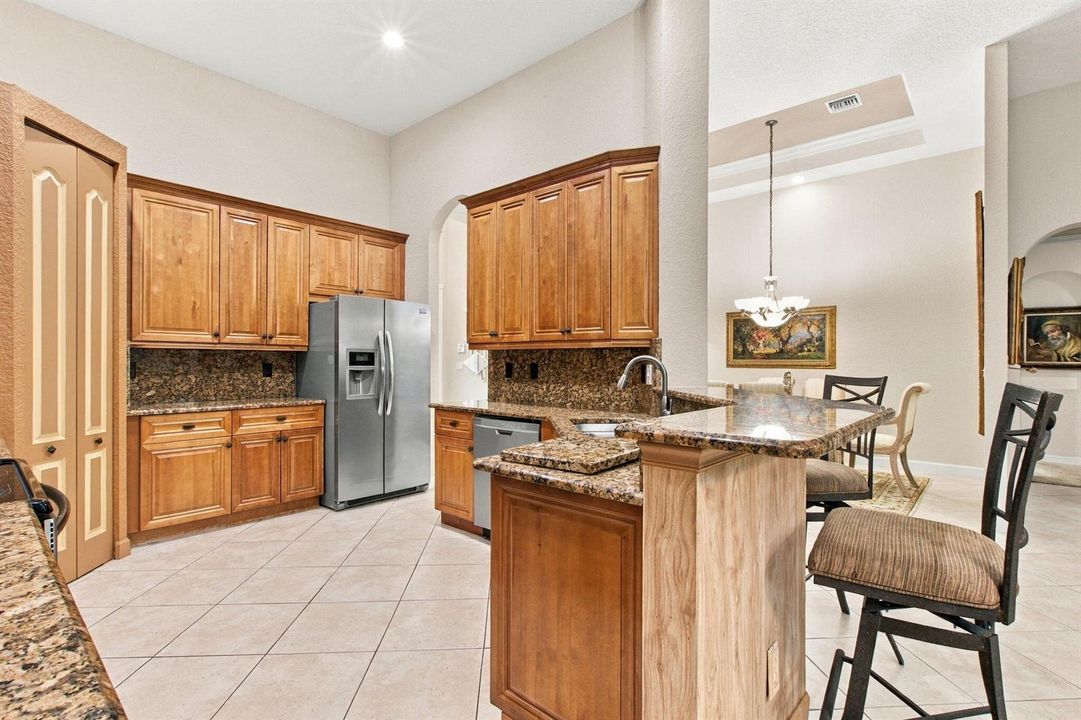8-web-or-mls-10161-ravenna-way