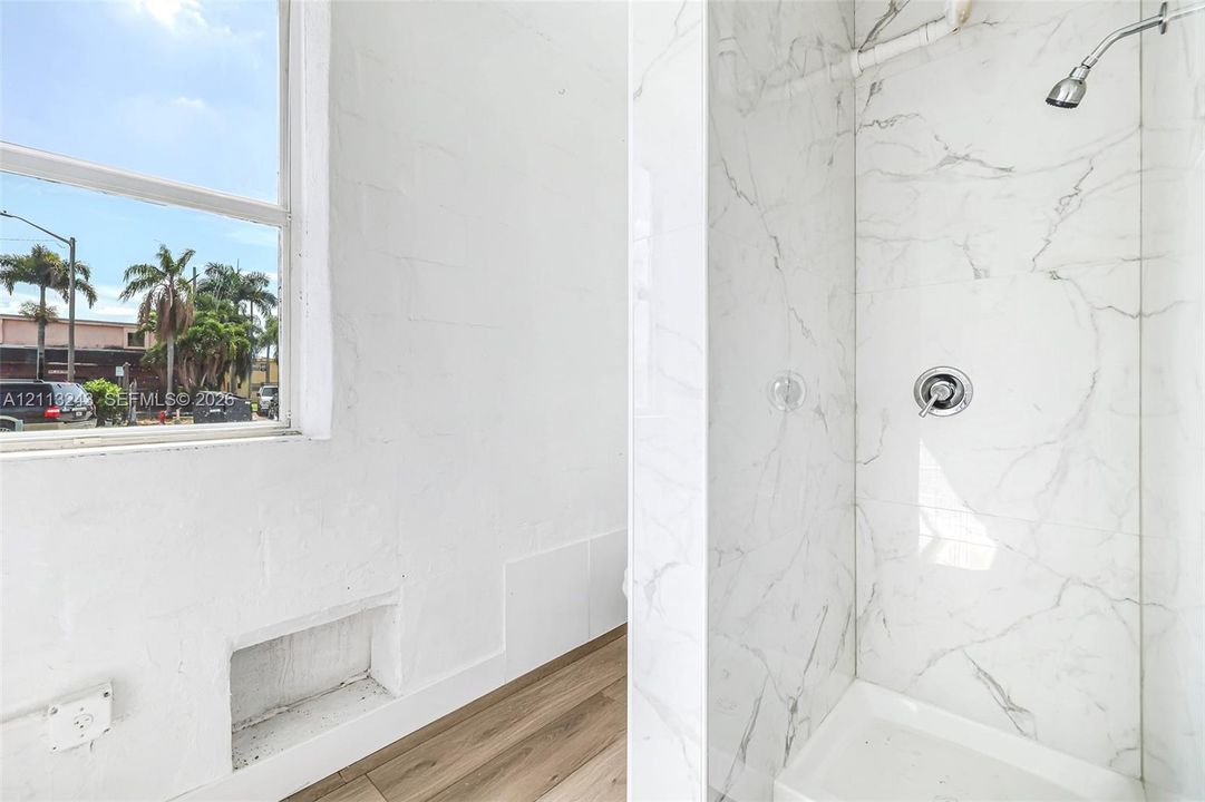 For Sale: $865,000 (0 beds, 0 baths, 5948 Square Feet)